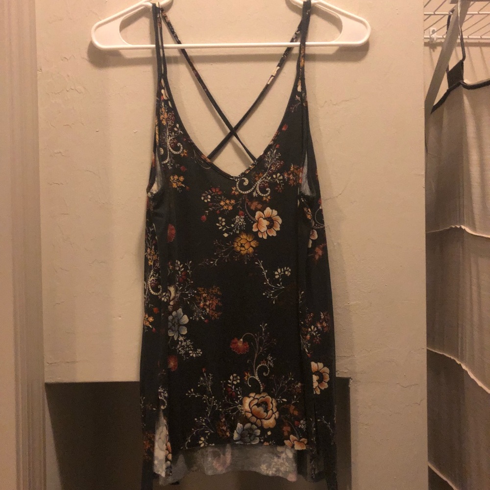 American Eagle High-Low Floral Tank